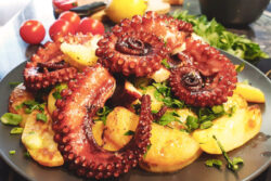 Salteado de pulpo y patatas